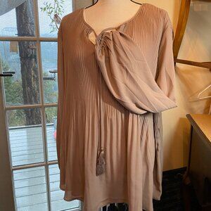 NWT DR2 Daniel Rainn Womens Plus 2X Pleated Tassel Neck Blouse In Hazelnut